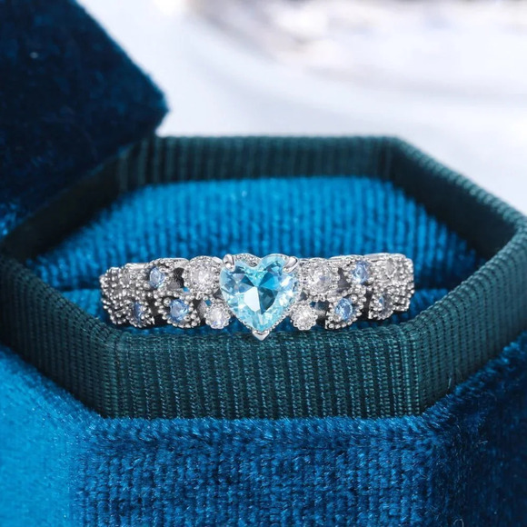 😍NEW 925 STERLING SILVER HEART SHAPE DIAMOND ETERNITY RING, L081 - Picture 1 of 5